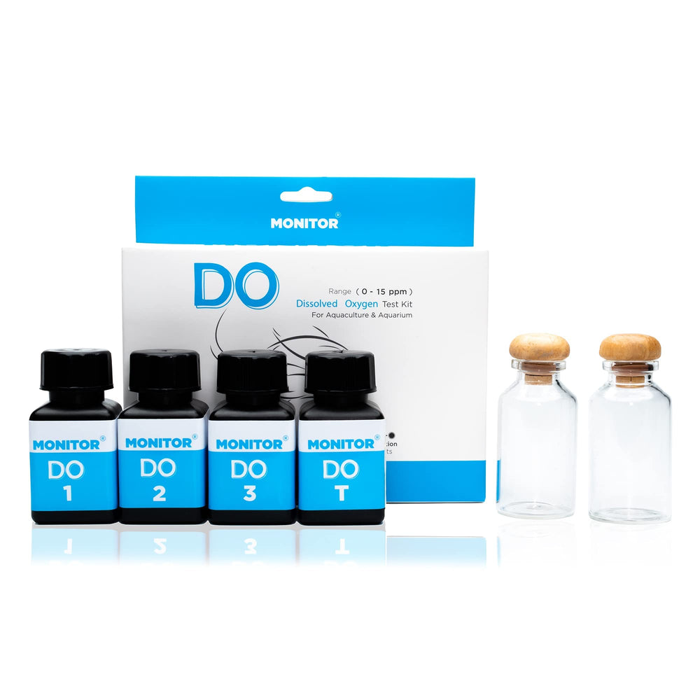 Generic Monitor DISSOLVED Oxygen Test Kit titration solution ready for measurement.