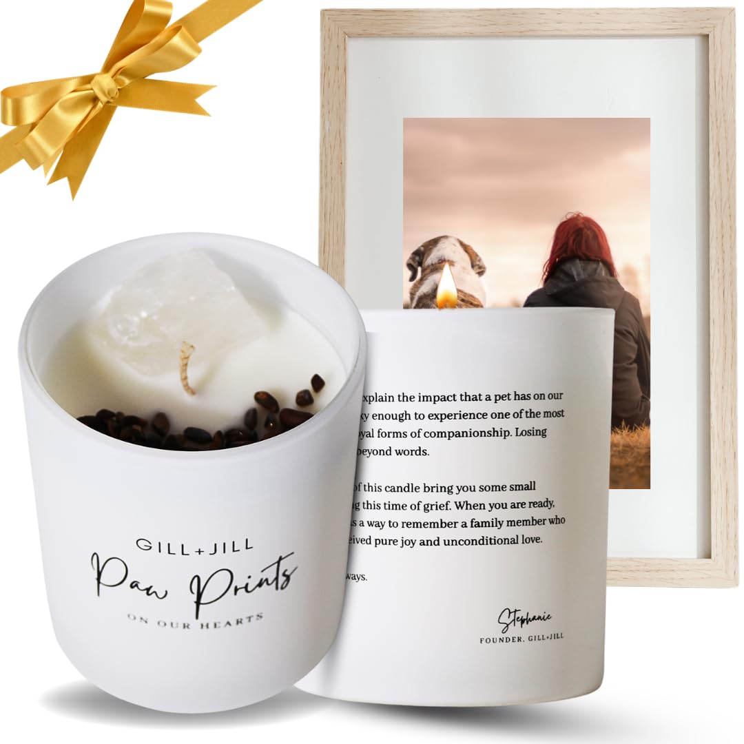 Gill + Jill Heartfelt tribute candle serves as a thoughtful bereavement keepsake.