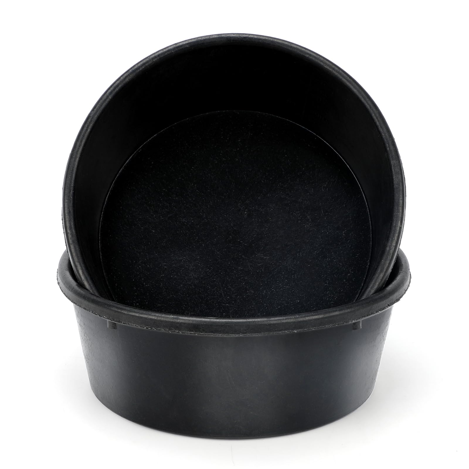 GINDOOR two-piece rubber feed pan in 1 gallon reduces spills during feeding.