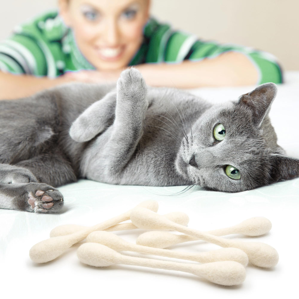 Glaciart One eco-friendly catnip toys with azo-free dyes