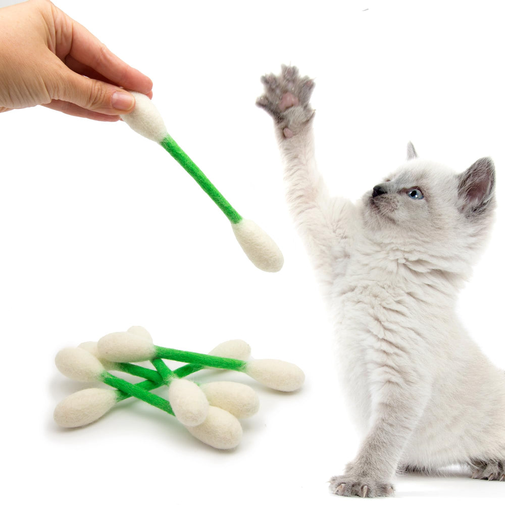 Glaciart One catnip-filled toys encourage interactive kitty fun