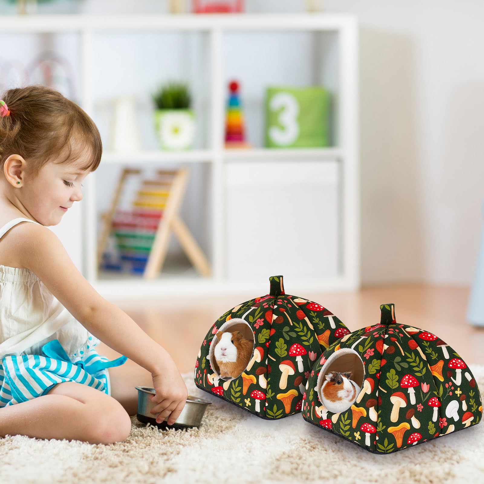 Glittme in-cage setup demonstrates 2-in-1 hideout and lounging option