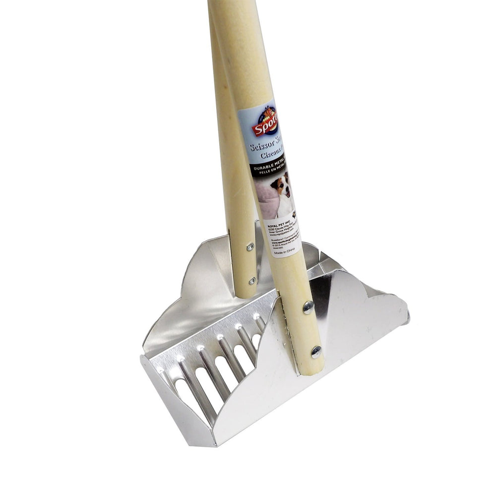 Gnawsome Spotty Scoop Rake illustrates scissor action for quick mess pickup.