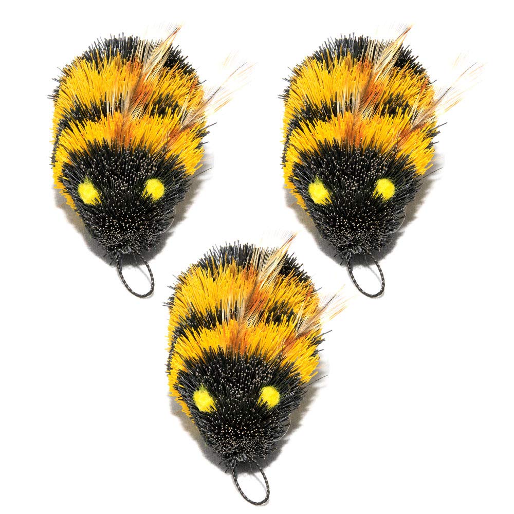 GoCat da-bee-refill on wand for interactive cat play and hunting stimulation.