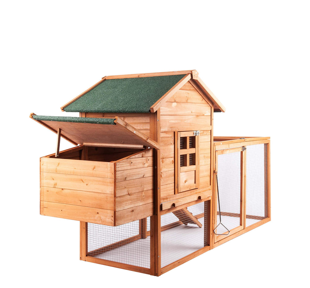 GOJOOASIS sliding door and ramp offer smooth access for chickens.