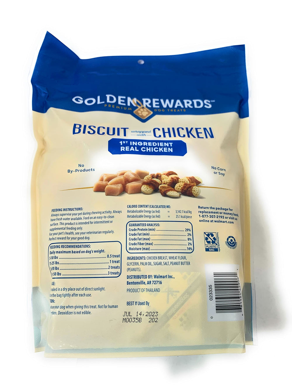 Golden Rewards dog enjoying a chicken-wrapped biscuit, a high-protein snack.