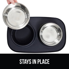 GORILLA GRIP 4 cup bowls on raised-edge mat catches overflow