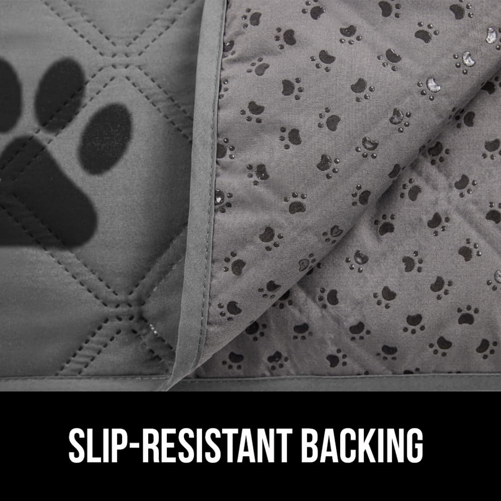 GORILLA GRIP waterproof dog blanket close-up highlights silicone dots for steadier use.