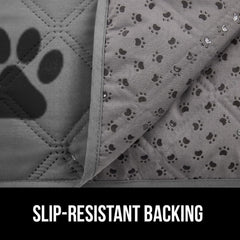 GORILLA GRIP waterproof dog blanket close-up highlights silicone dots for steadier use.