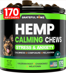 Grateful Pawz hemp calming chews bottle label promoting calmness in dogs
