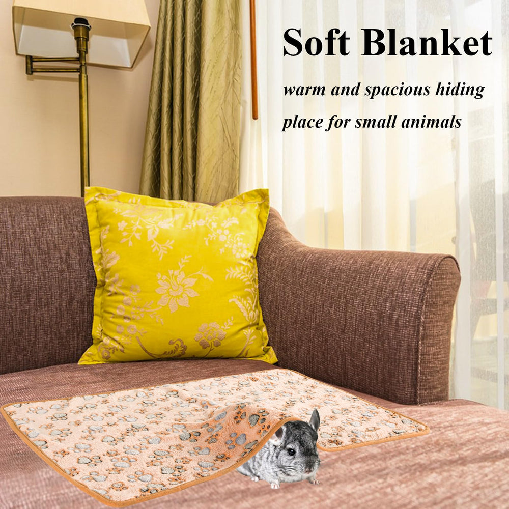 Grddaef waterproof blanket detail – reinforced edges prevent leaks and spills.