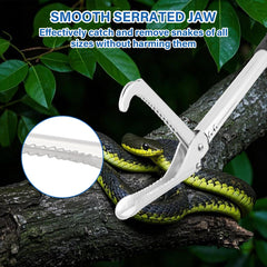 Greeily Snake Grabber wide serrated jaws gripping reptiles securely