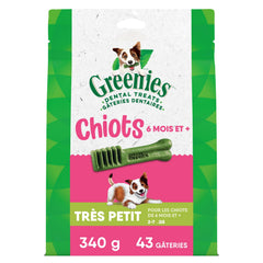 Close-up of Greenies Teenie texture illustrating gumline-cleaning design