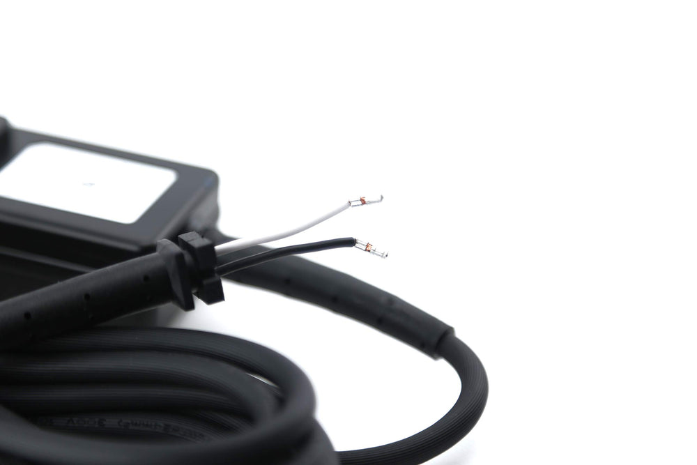 Twelve-foot clipper cord with rubber coating offers extended reach and durability.