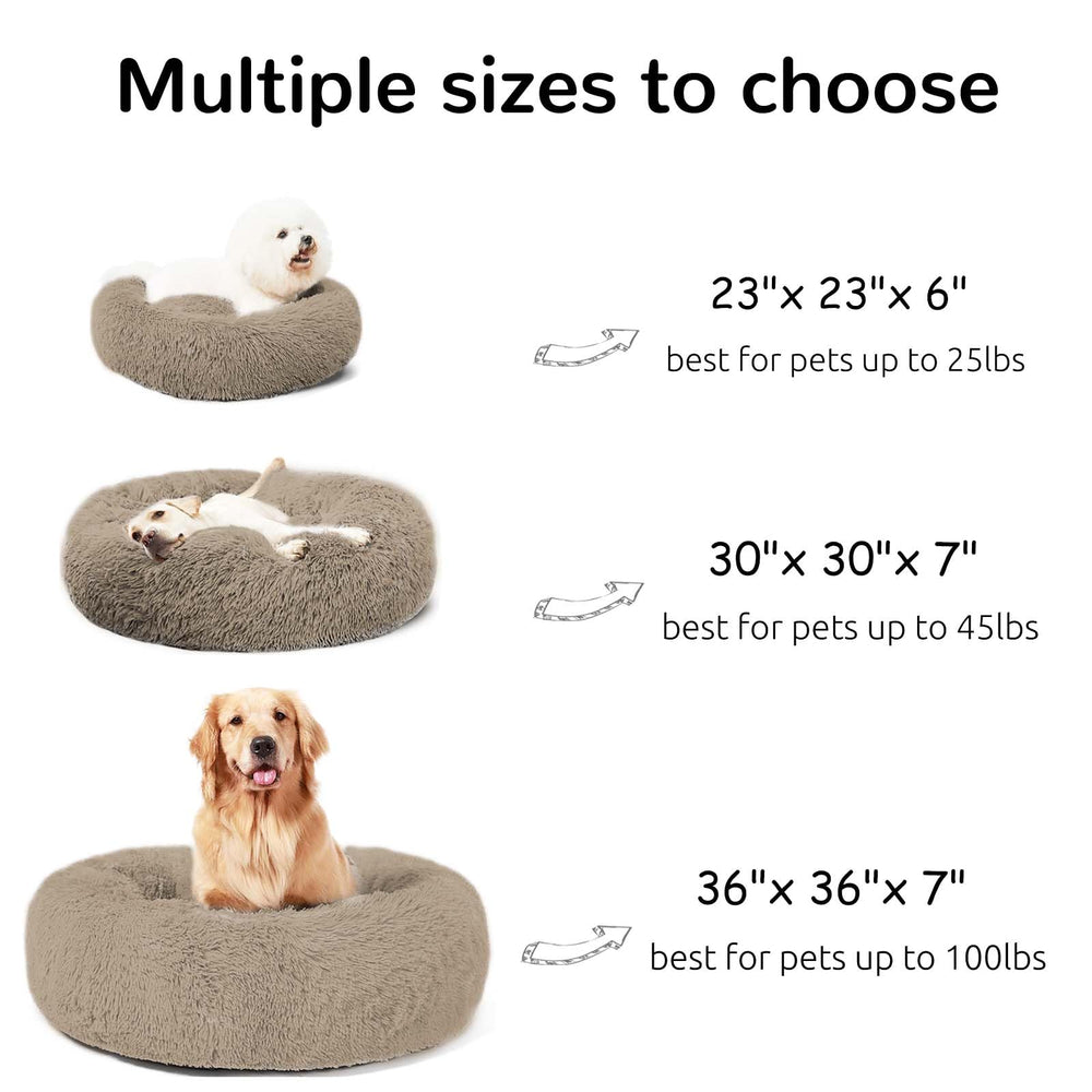 HACHIKITTY head and neck bolster supports comfortable lounging.