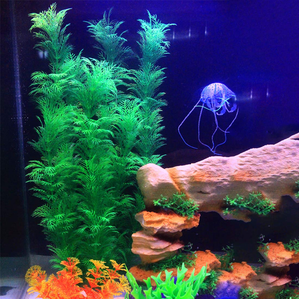 Ceramic base detail provides stable, rust-free support for the aquarium décor.