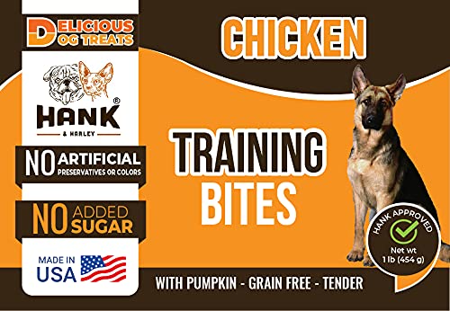 Hank & Harley Training Bites pumpkin pieces, natural flavor for paw-friendly snacking.