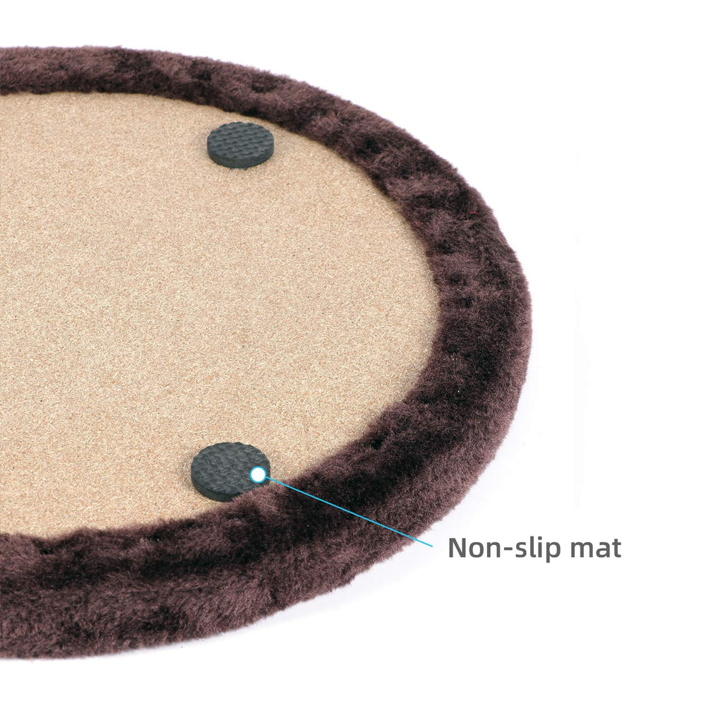 Happi N Pets plush surround and cork surface create a cozy, easy-to-clean grooming area.