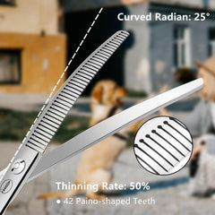 Hashimoto curved fluffer ergonomic handle supports comfortable grooming sessions.