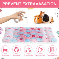 Haull multicolor reversible pad provides versatile warmth for small pets.