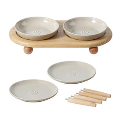 Havniva elevated cat bowls with whisker-friendly design for comfortable meals.