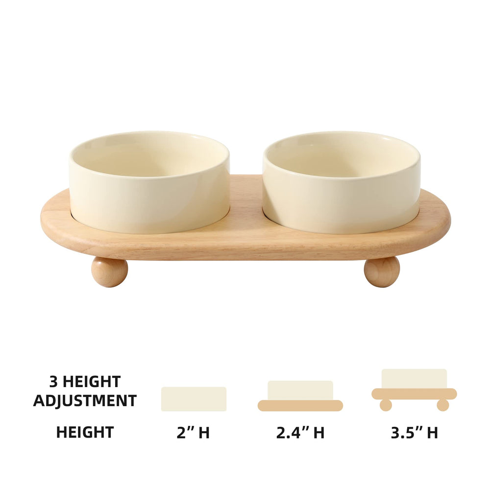 Havniva raised cat bowl wide opening reduces whisker fatigue during meals.