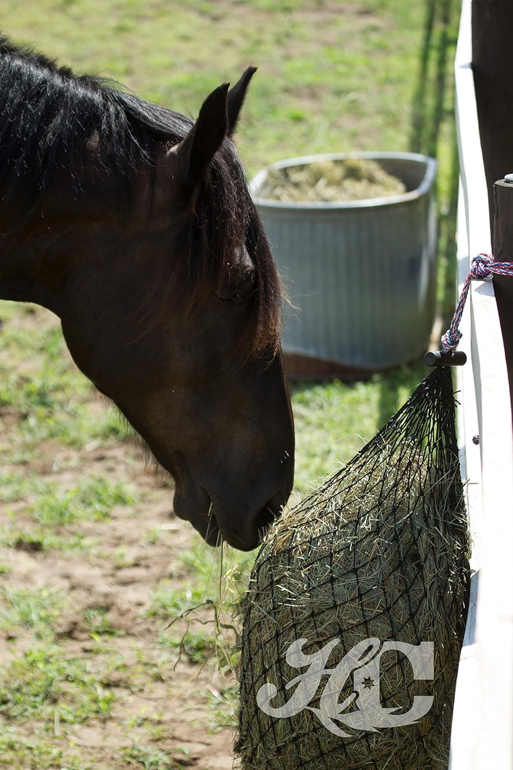 hay chix leopard-rope color net in action during transport