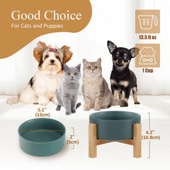 HCHLQLZ cat bowl in porcelain and bamboo keeps meals steady during feeding.