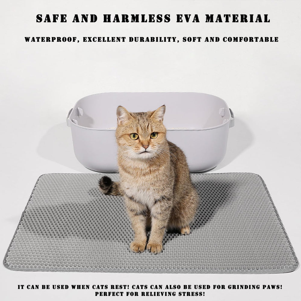 HCY&WLD cat litter mat demonstrating easy-clean lifting and litter reuse.