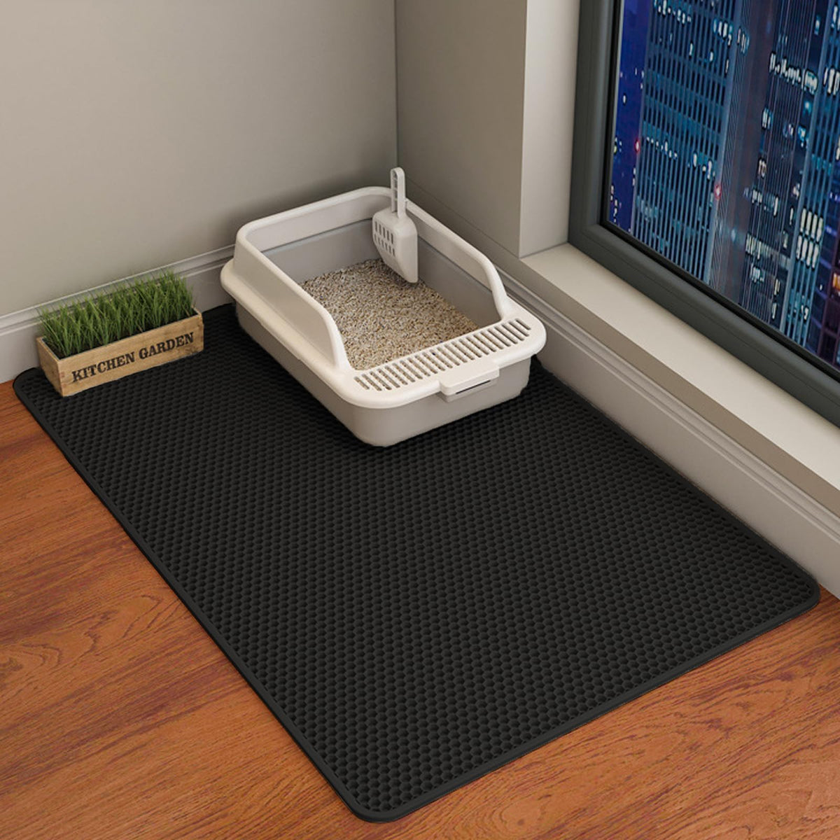 HCY&WLD cat litter mat shows concealed double structure catching litter from paws.