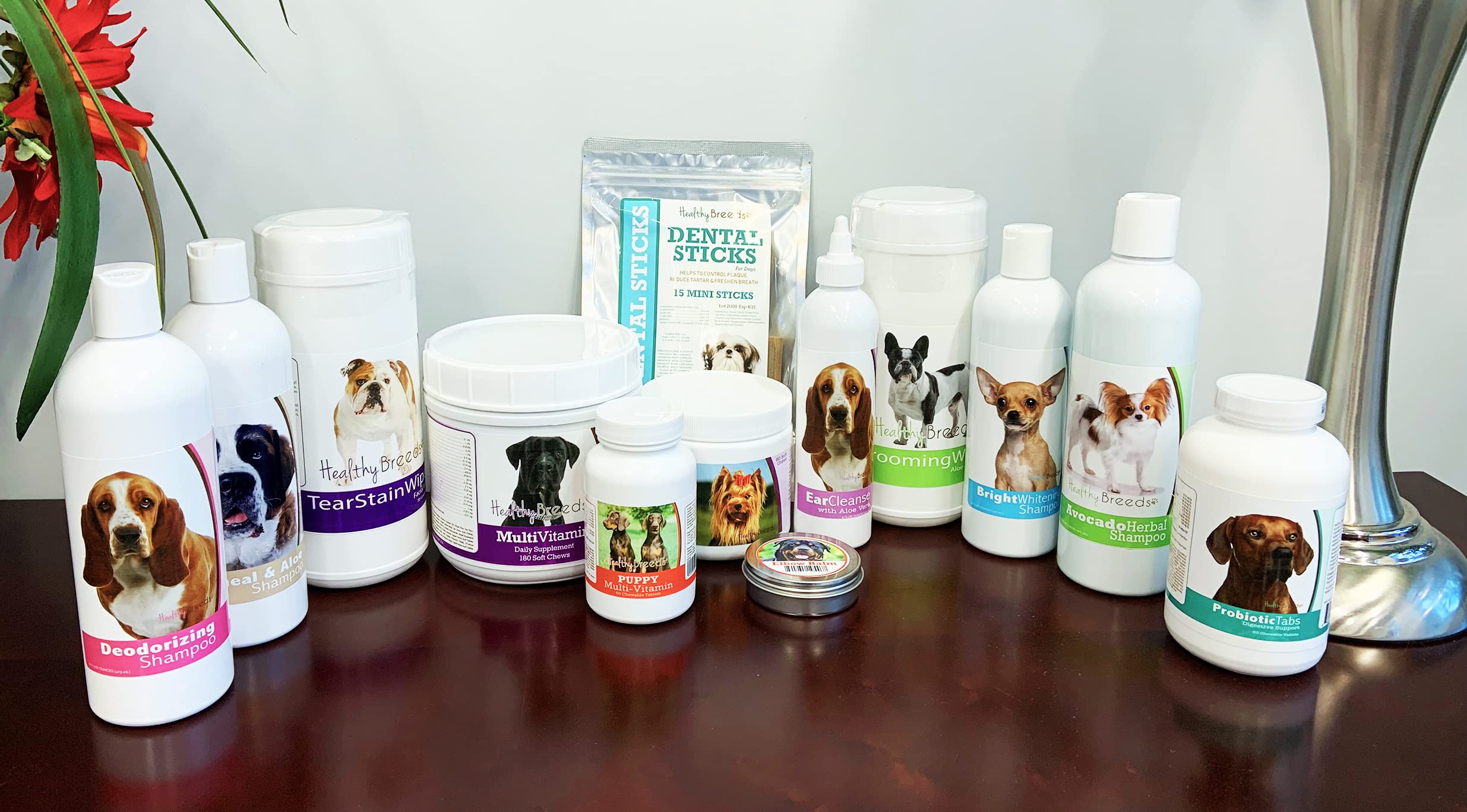 Healthy Breeds Yorkshire Terrier Oatmeal Shampoo label highlights hypoallergenic formula for daily care.