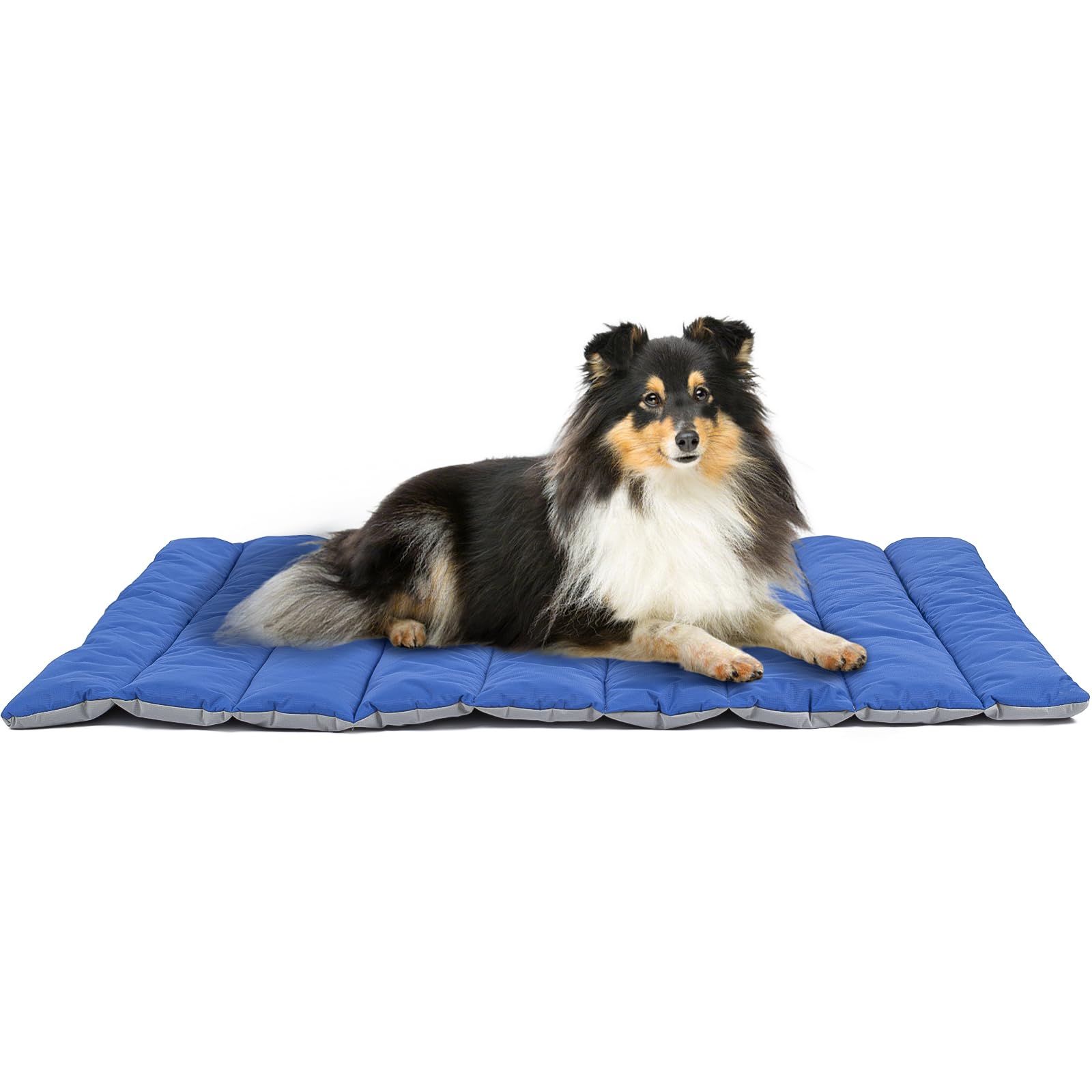 Heeyoo Outdoor Dog Bed with waterproof Oxford fabric protects surfaces during use.