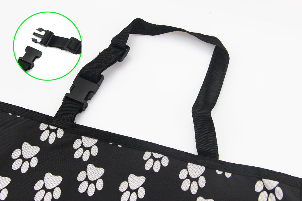 HelloTree trunk liner protects trunk from scratches and spills during pet trips.