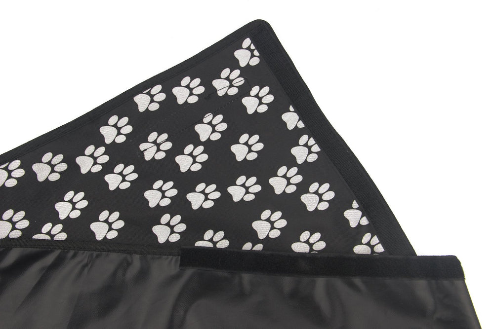 HelloTree washable cargo liner cleans quickly for a tidy vehicle.
