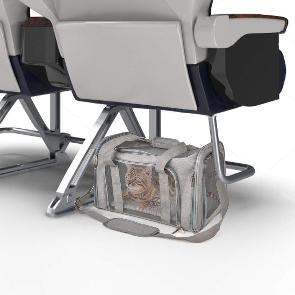 Henkelion Durable polyester fabric ensures light yet sturdy travel.