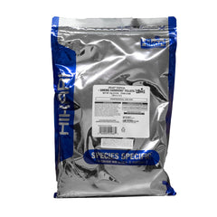 Hikari tropical sinking carnivore pellets provide color boost for larger freshwater fish.