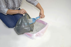 Hippo Sak 14x18 inch bags provide extra room for large messes and litter disposal.