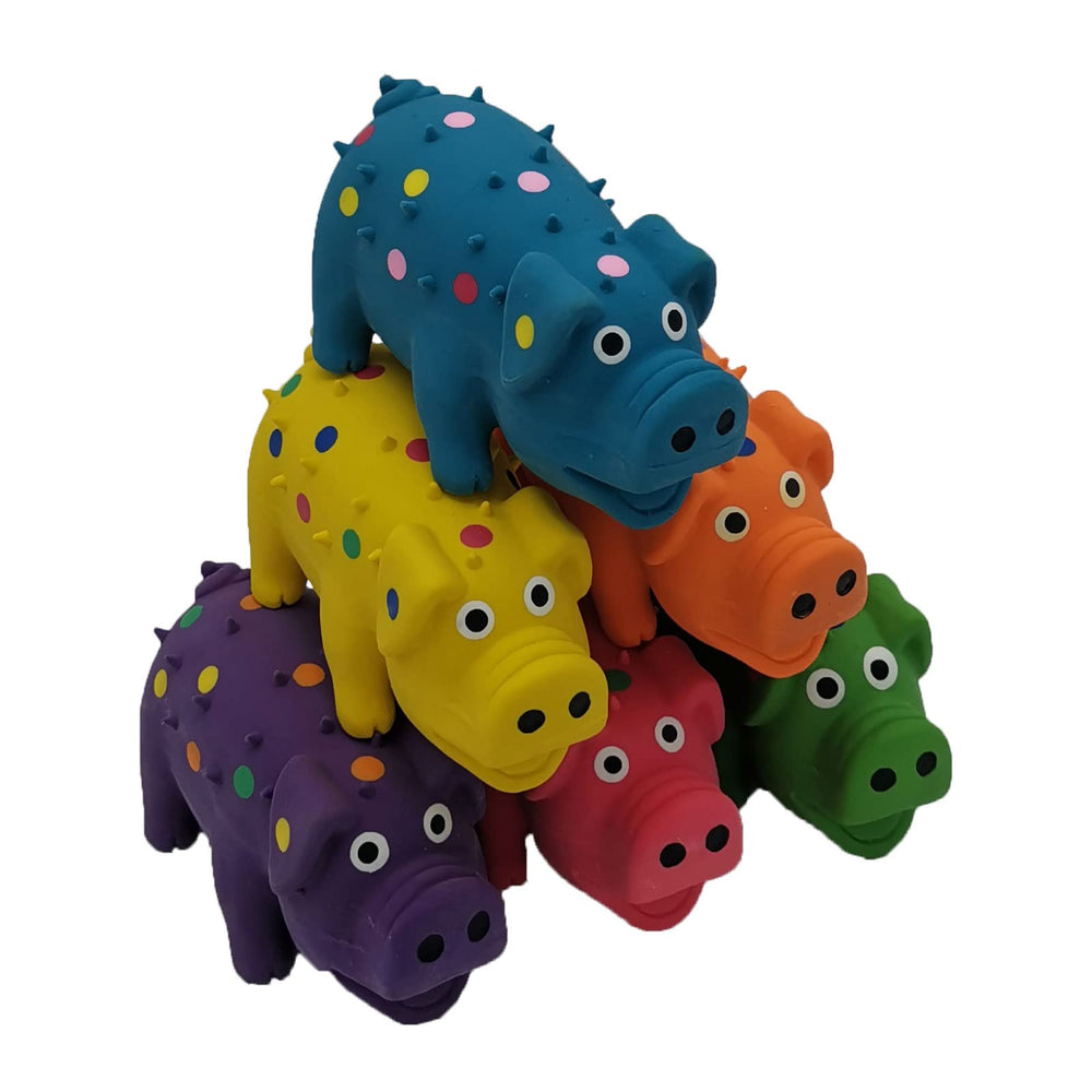 Hoiasem polka-dot piglet toy helps keep dogs engaged between activities.