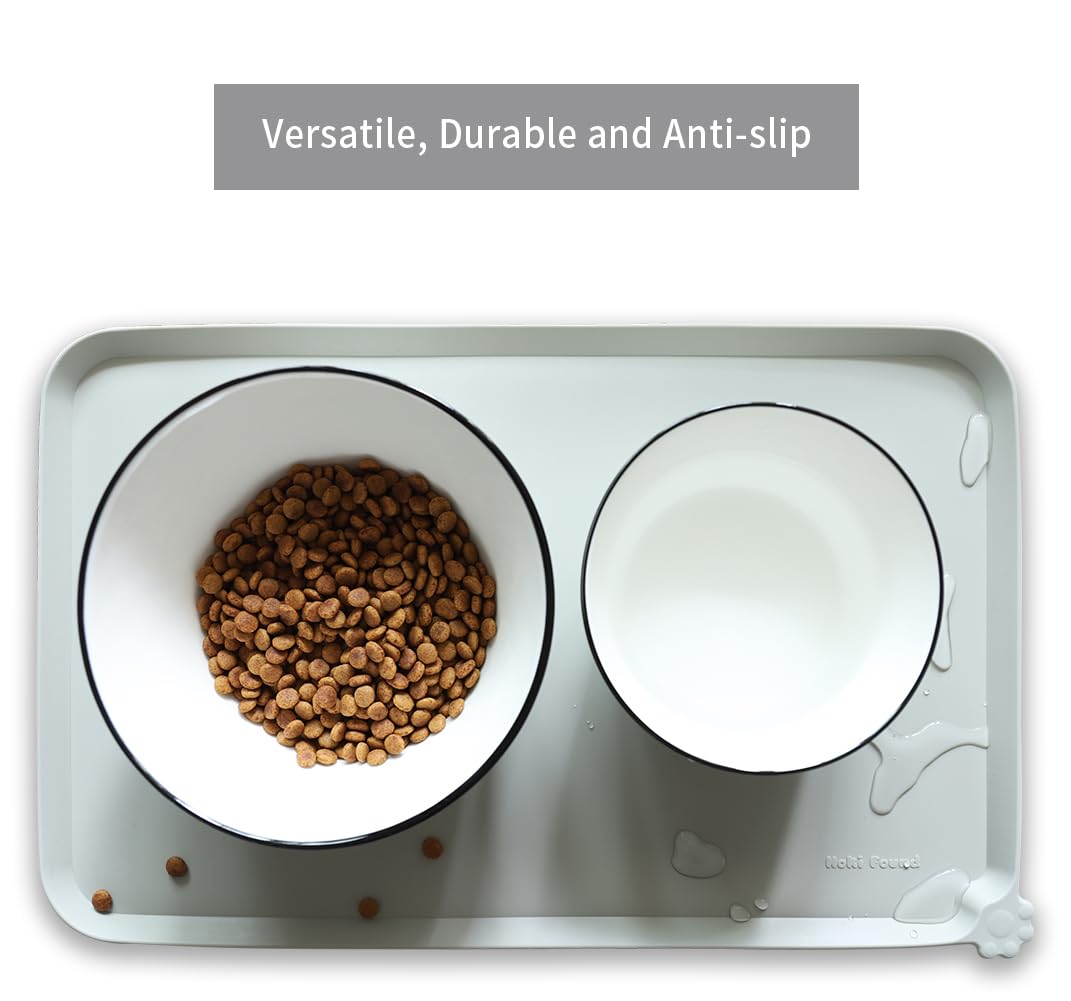 Hoki Found anti-slip mat stays put during pet feeding.