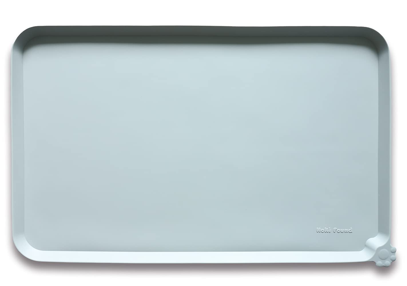 Hoki Found battleship-design silicone tray prevents spills during meals.