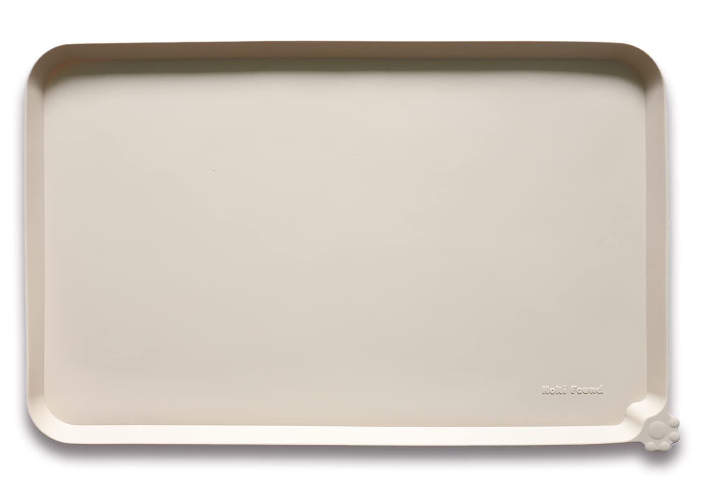 Hoki Found large silicone feeding tray with outer lip preventing spills on carpets