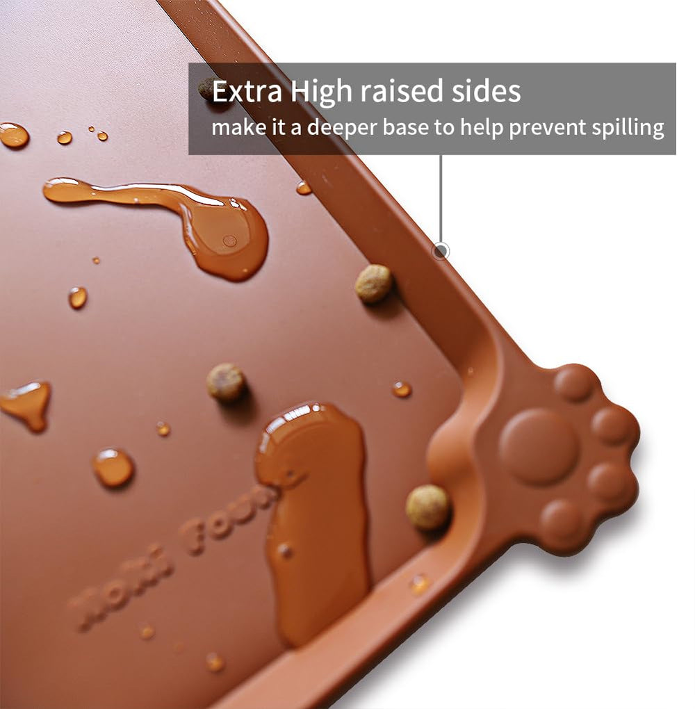 Hoki Found placemat feeding mat with raised edge in caramel keeps feeding areas tidy.
