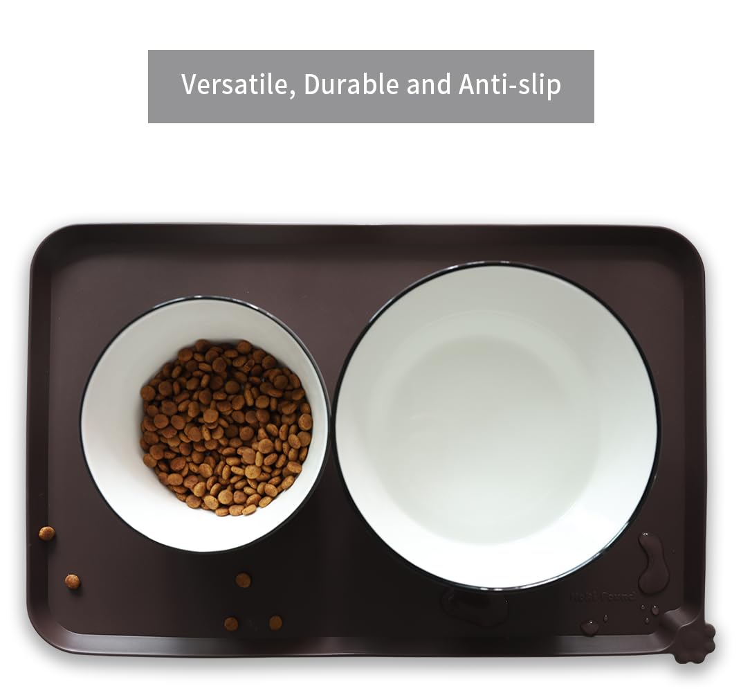 Hoki Found bowl-holder mat keeps bowls elevated and neat.