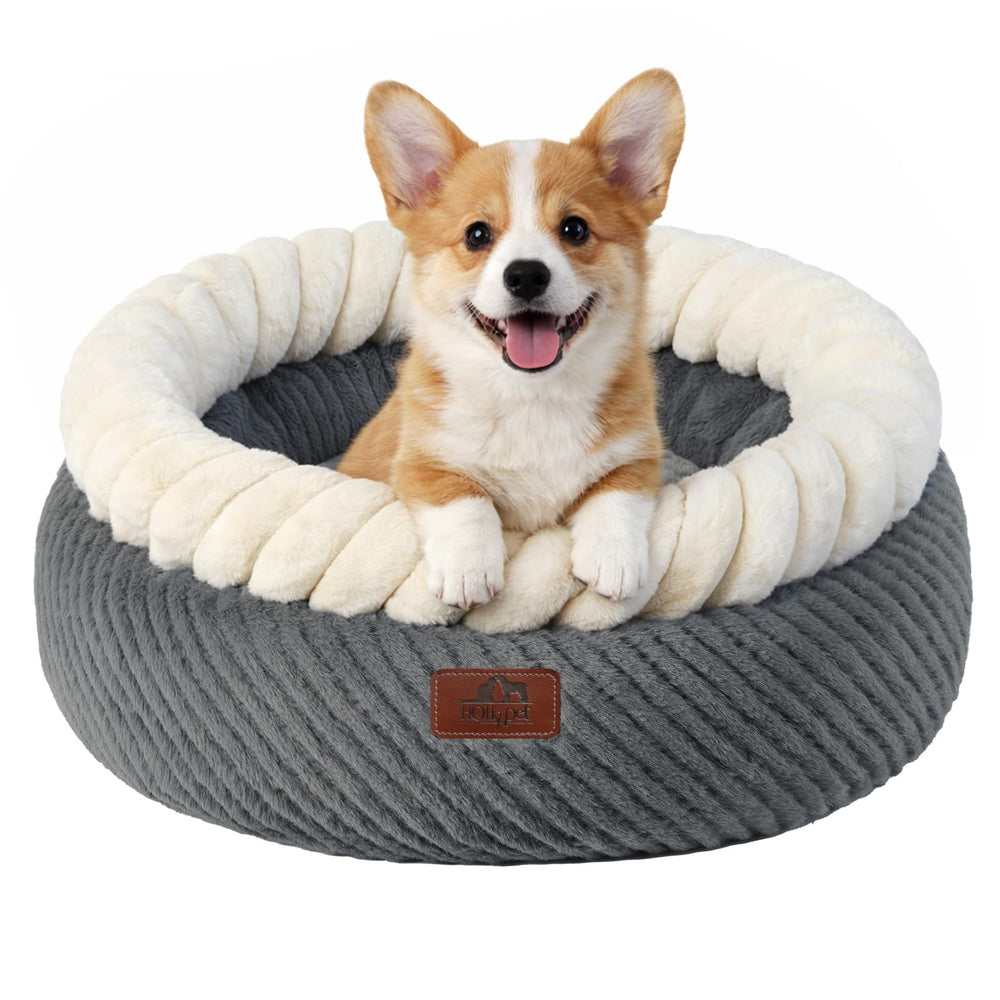 Hollypet bed non-slip bottom keeps the sleeping space stable on any surface.