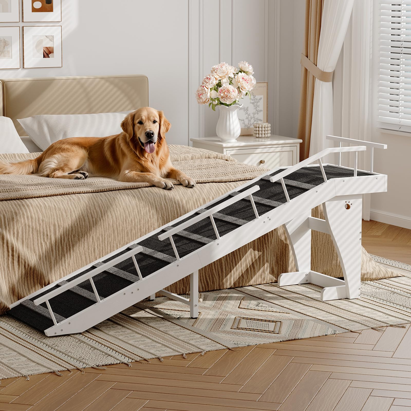 HOOBRO dog ramp top platform close-up highlights resting surface before surface transition