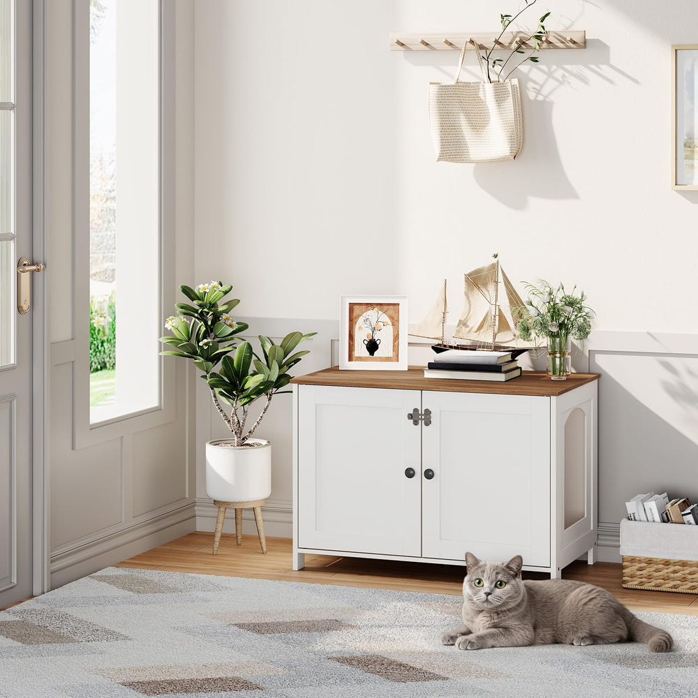 HOOBRO Litter Box Enclosure woodgrain panel blends with natural tones and cozy atmosphere.