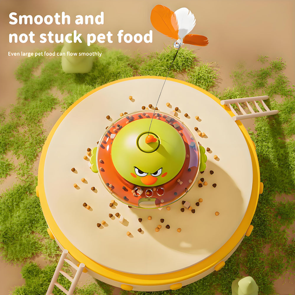 Hooroor 4-in-1 toy indoor-cat enrichment in a compact setup.
