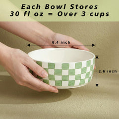Howise dual bowls for food and water keep mealtimes organized.