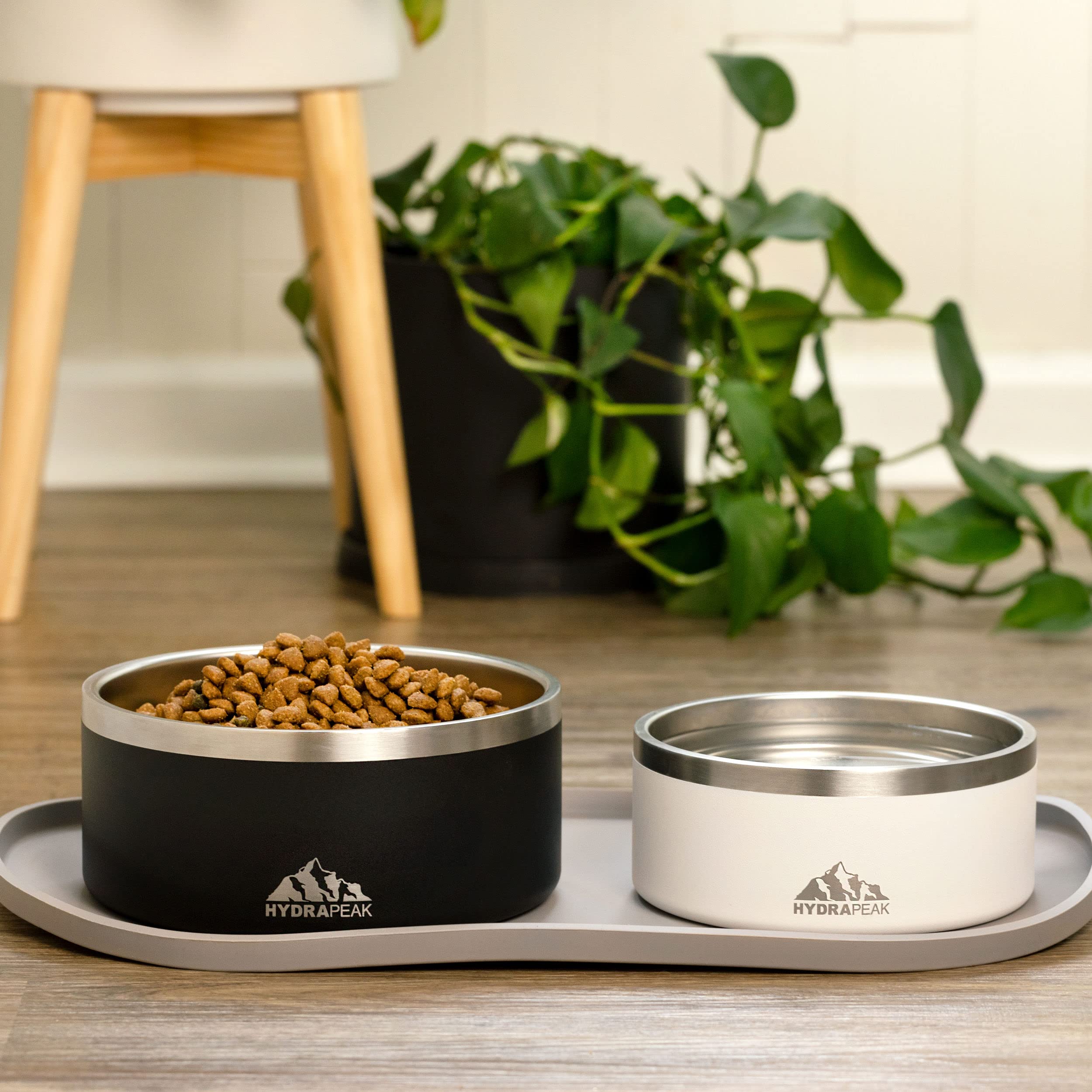 Hydrapeak 64oz large-capacity dog bowl for big dogs