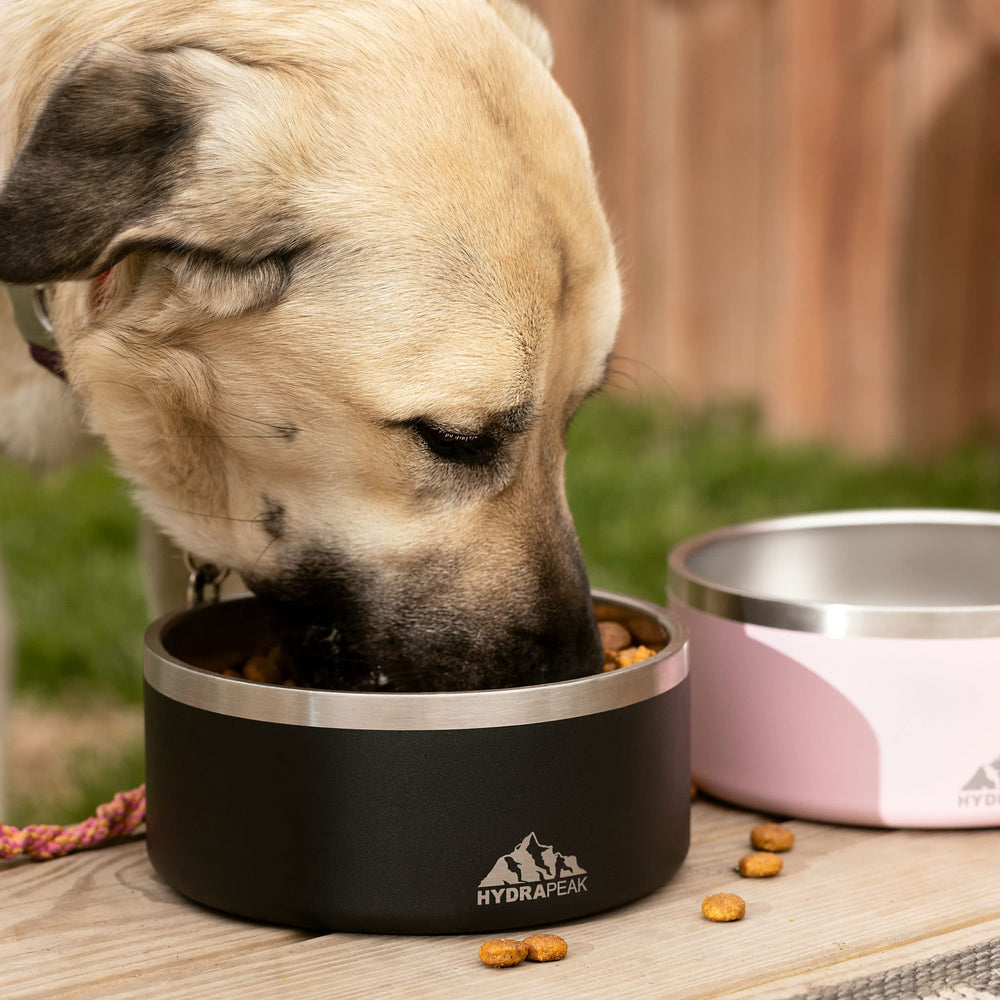 Hydrapeak weighted-base design adds stability during feeding